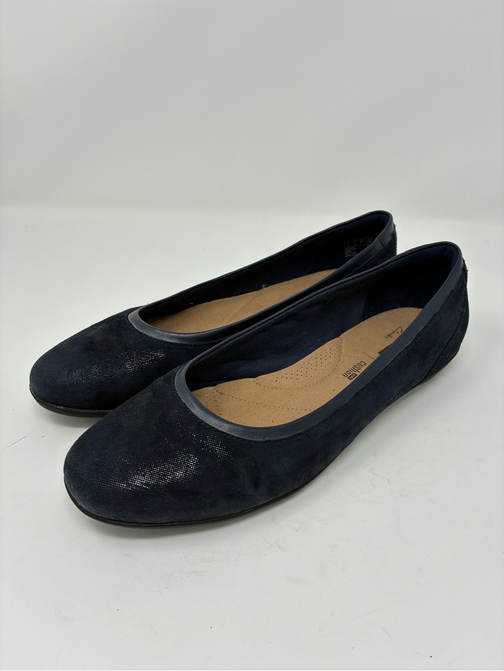 ClarksWomen's Navy Ballet Flats - Slip-On Comfort